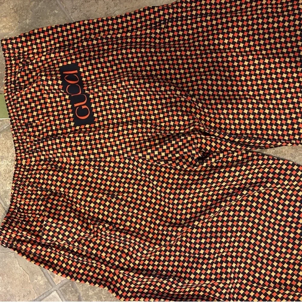 Men’s Gucci, Bermuda short size 56/XL made in Italy NWT